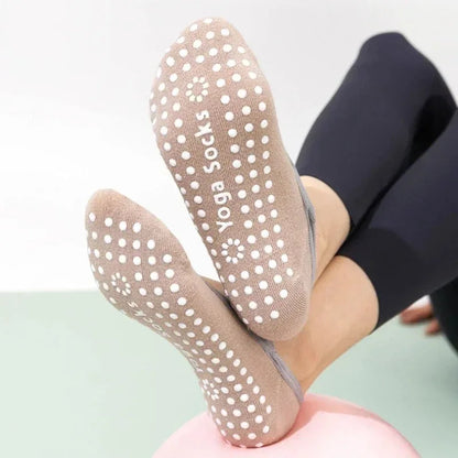 1 or 4 Pairs Women's Anti Slip Yoga Pilates Socks
