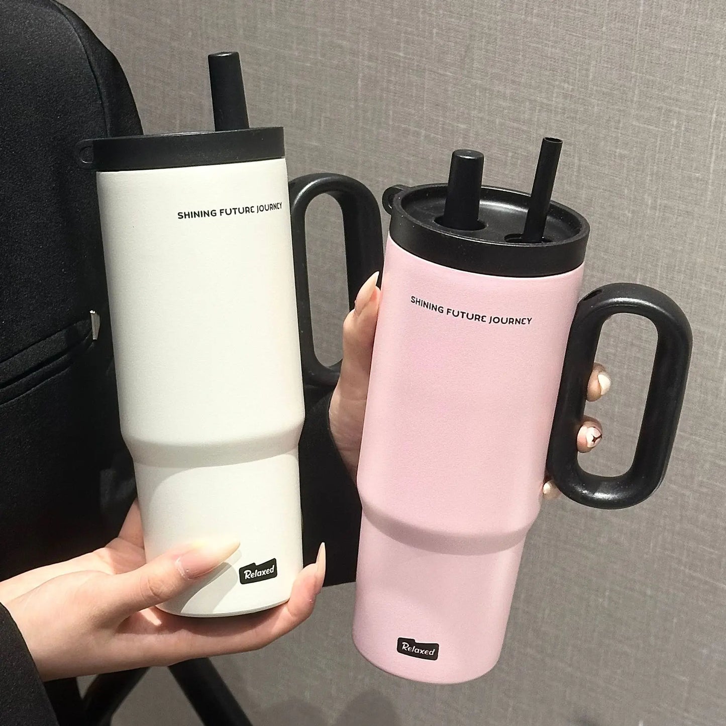 720ml Stainless Steel Insulated Tumbler with Straw and Handle