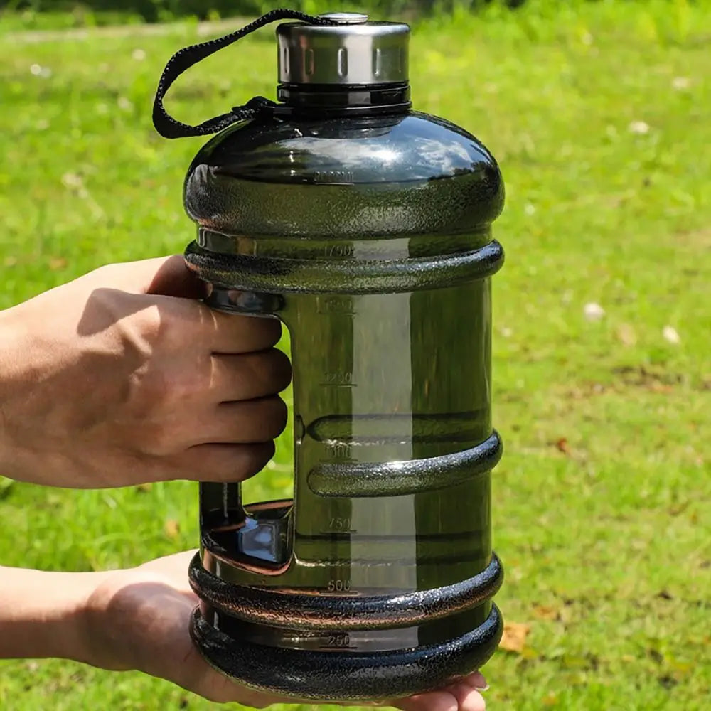 2L Large Capacity PETG Sports Water Bottle with Handle