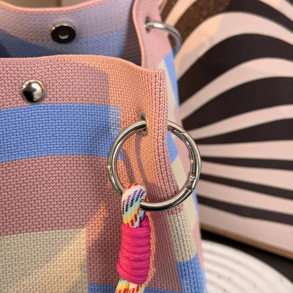 Multicolor Knitted Retro Bucket Bag Women’s Shoulder Handbag