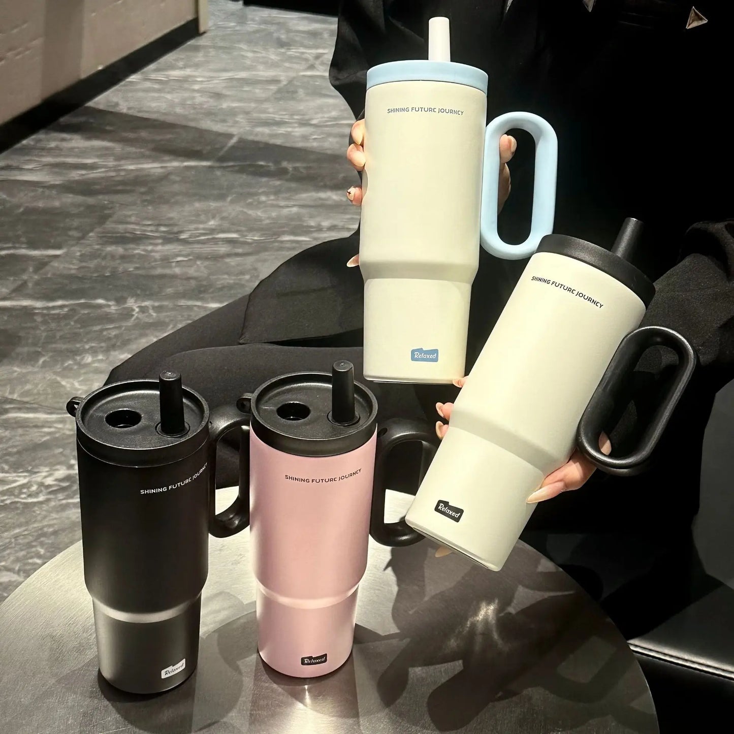 720ml Stainless Steel Insulated Tumbler with Straw and Handle