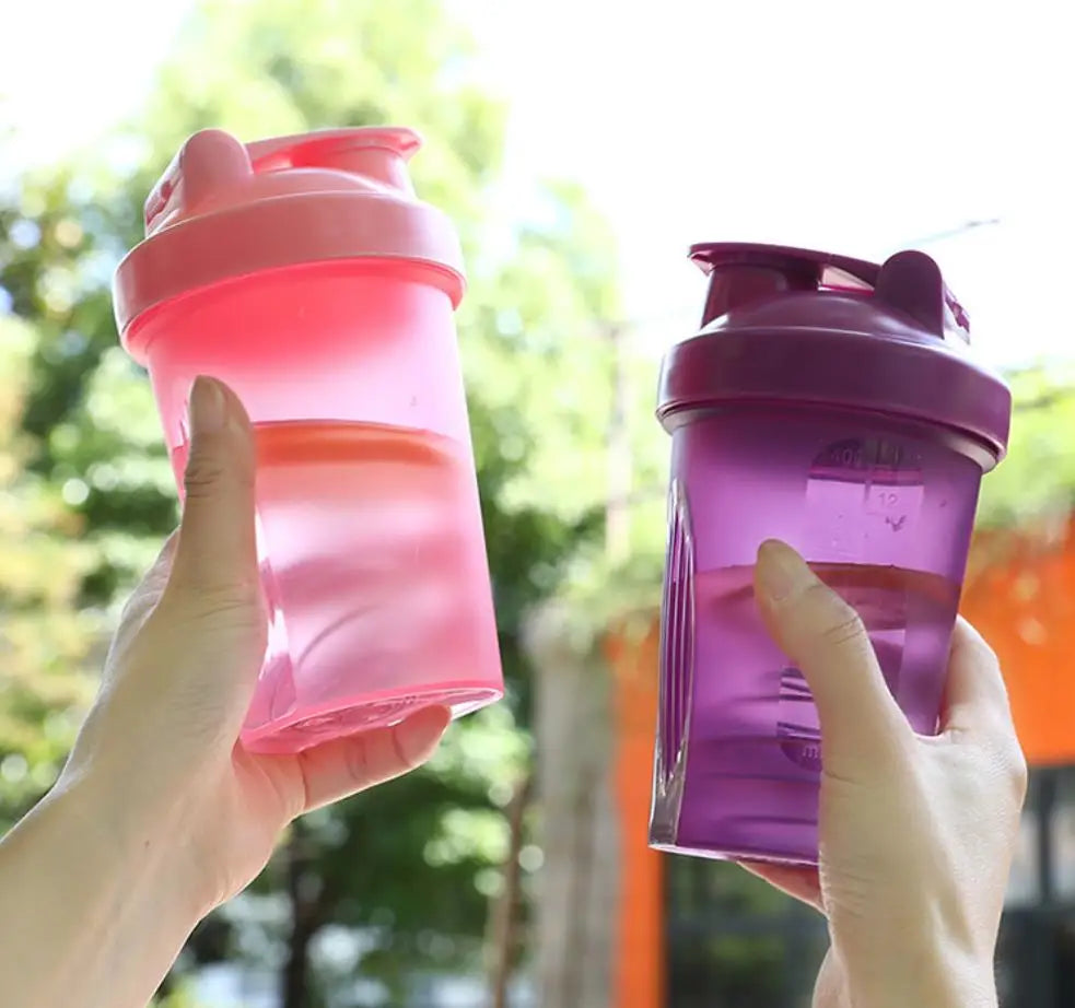 Leeseph BPA Free Leak Proof Protein Shaker Bottle with Mixing Ball