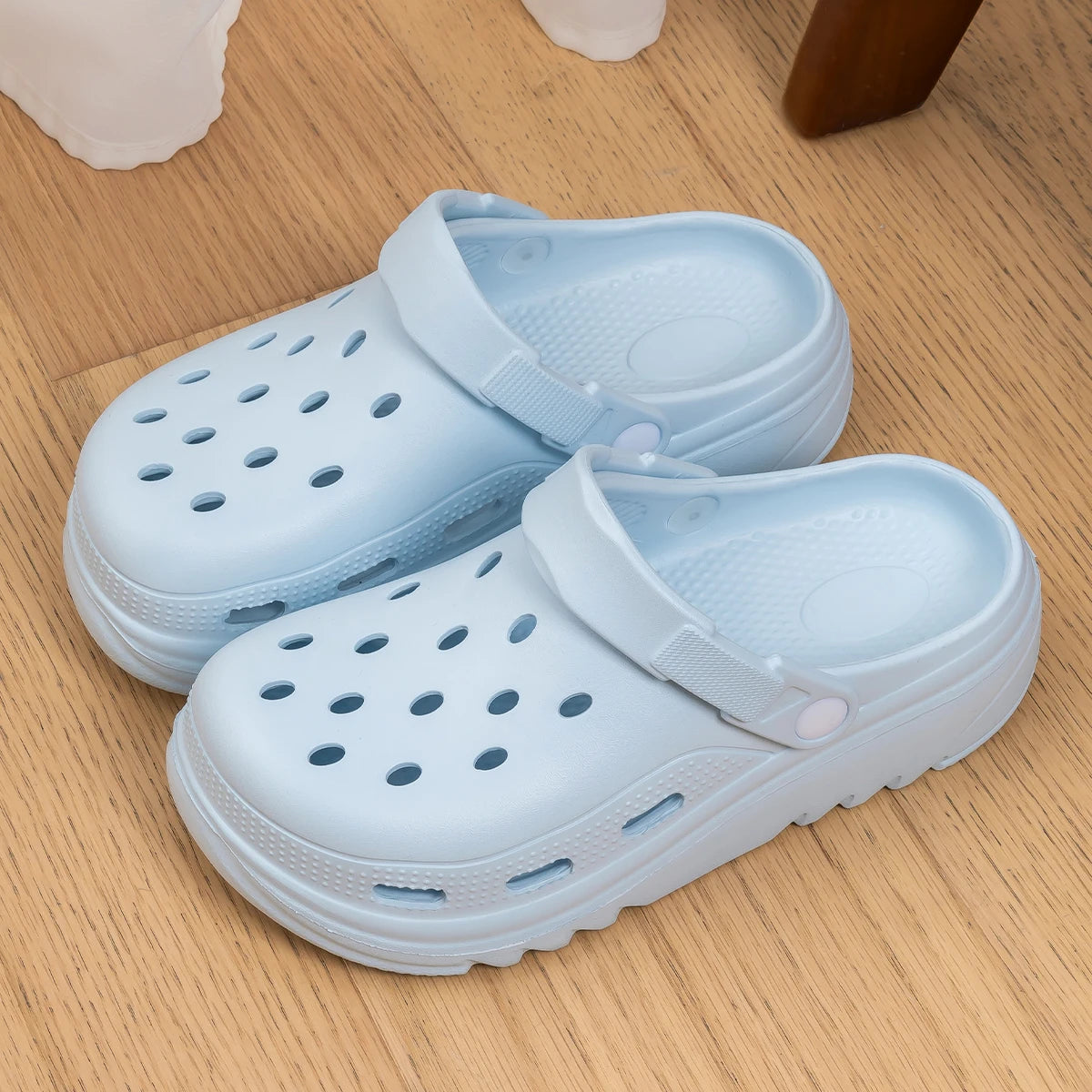 Unisex Closed Toe EVA Beach Sandals Thick Sole Non Slip Summer Shoes