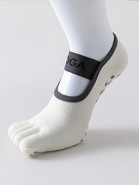 1 pair of 005
