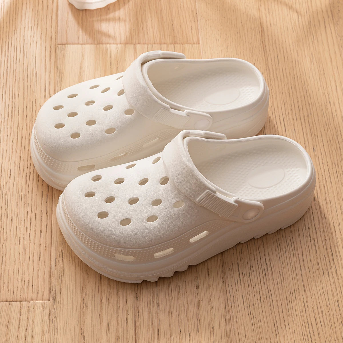 Unisex Closed Toe EVA Beach Sandals Thick Sole Non Slip Summer Shoes