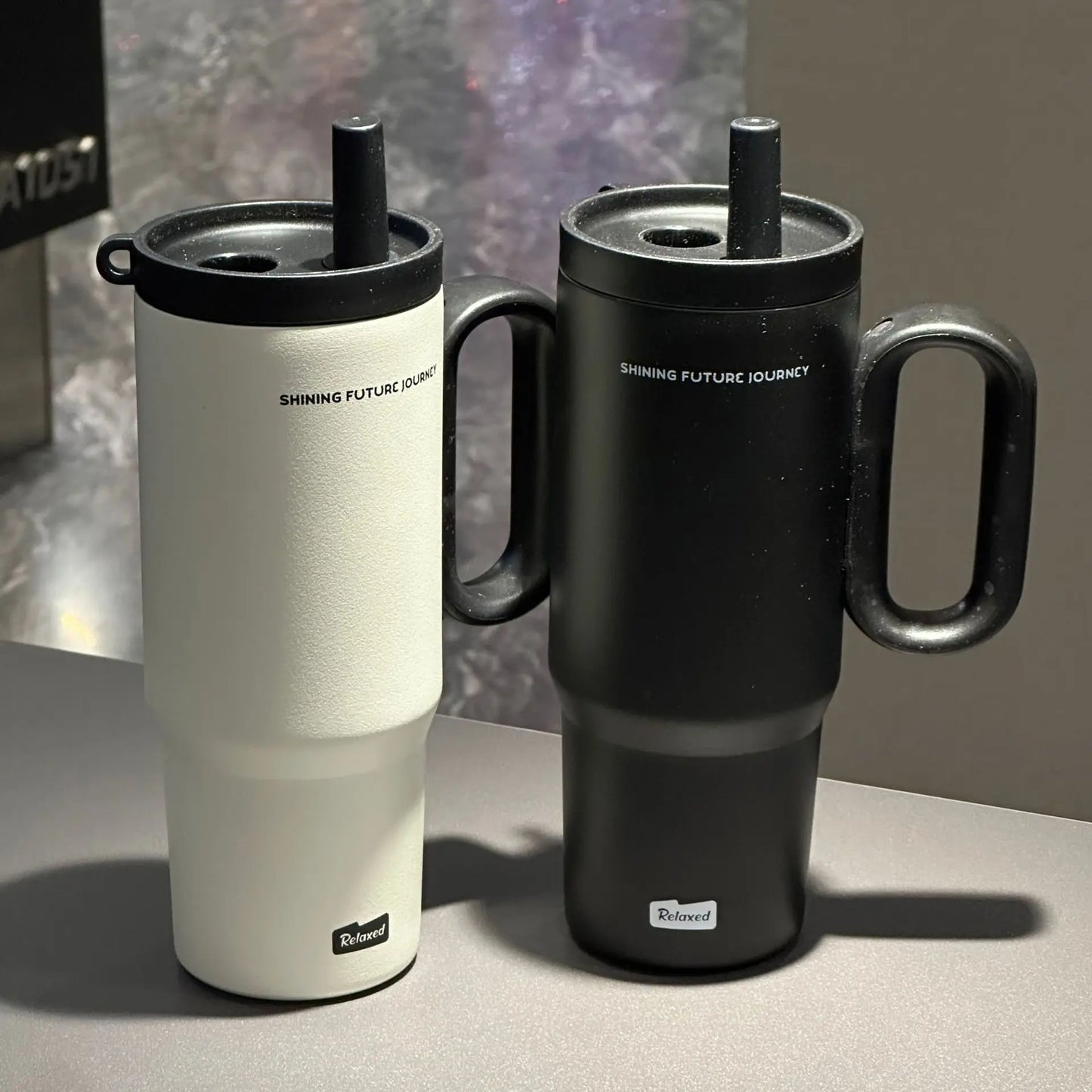 720ml Stainless Steel Insulated Tumbler with Straw and Handle