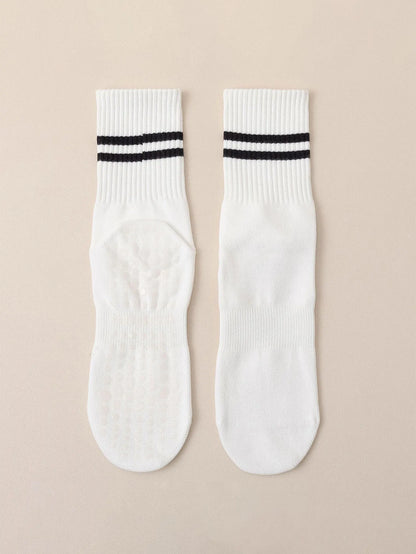 4 Pairs Women's Non Slip Yoga Pilates Socks