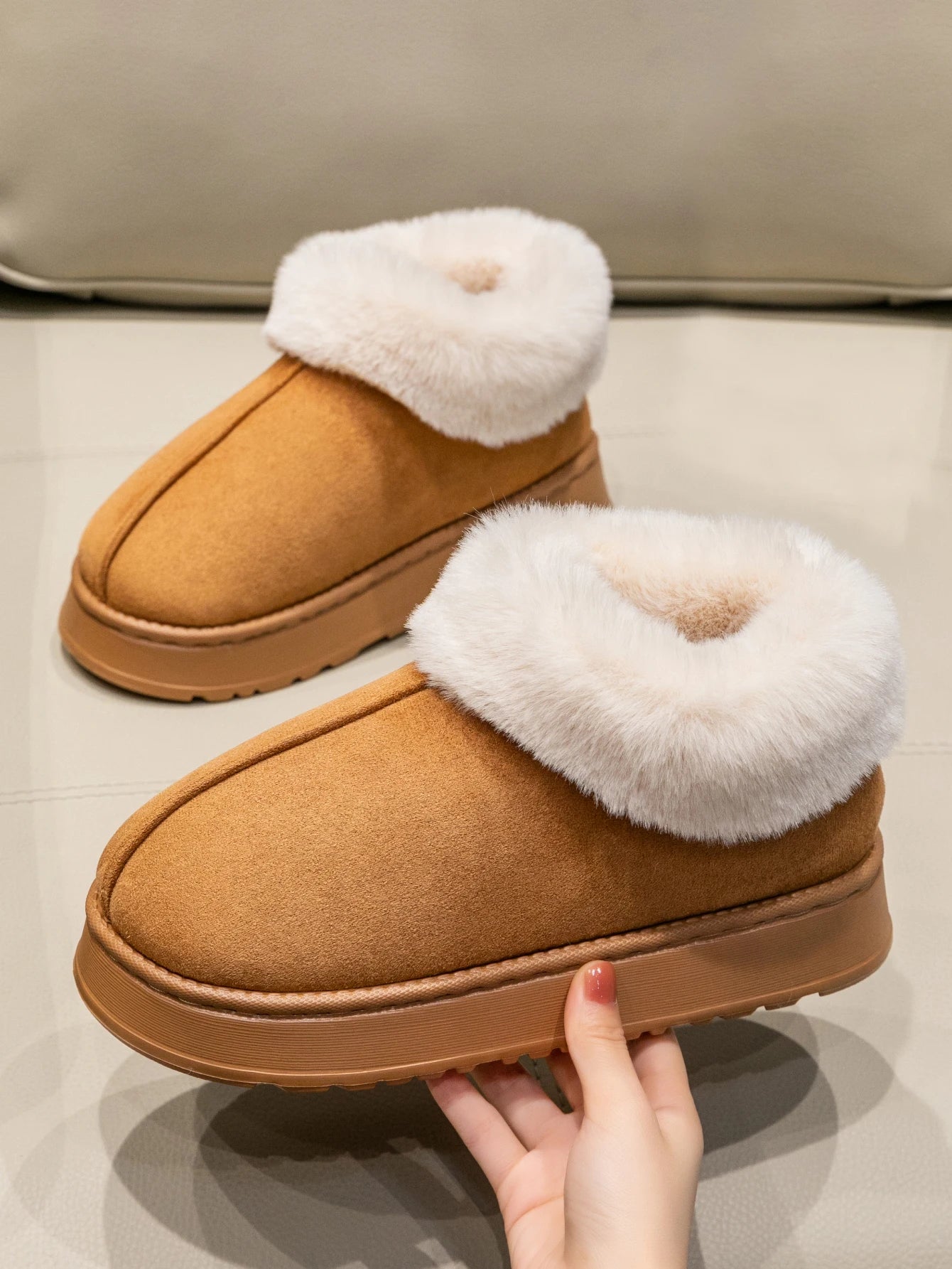 Women’s Plush Faux Fur Winter Slippers Warm Indoor Shoes